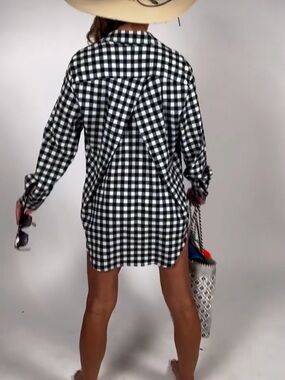 NWT the Bubble Lifestyle coverup shirt size XS